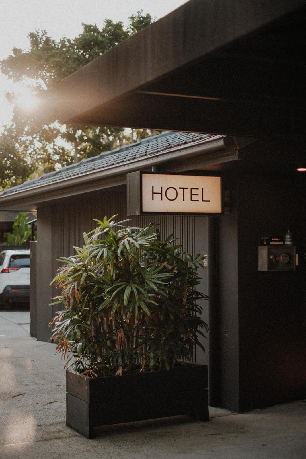 The Bower Byron Bay Hotel ภายนอก รูปภาพ